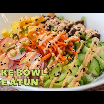 Receta de poke de atún con aguacate