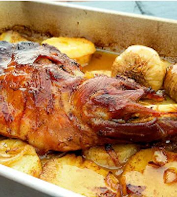 Receta de pierna de cordero al horno con patatas