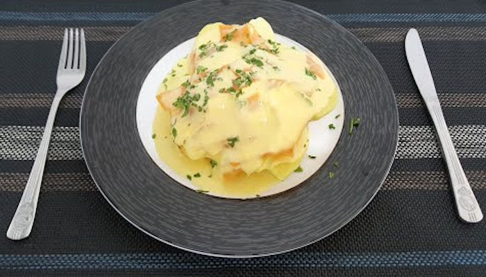 Receta de salmçon con salsa holandesa y patatitas